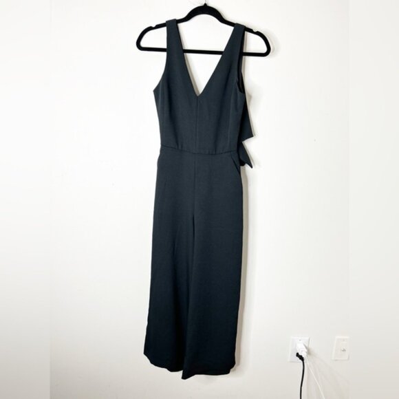 Aritzia Wilfred Ecoulement Jumpsuit Tie waist V-neck Wide flare leg Black Size 2 - Picture 3 of 15